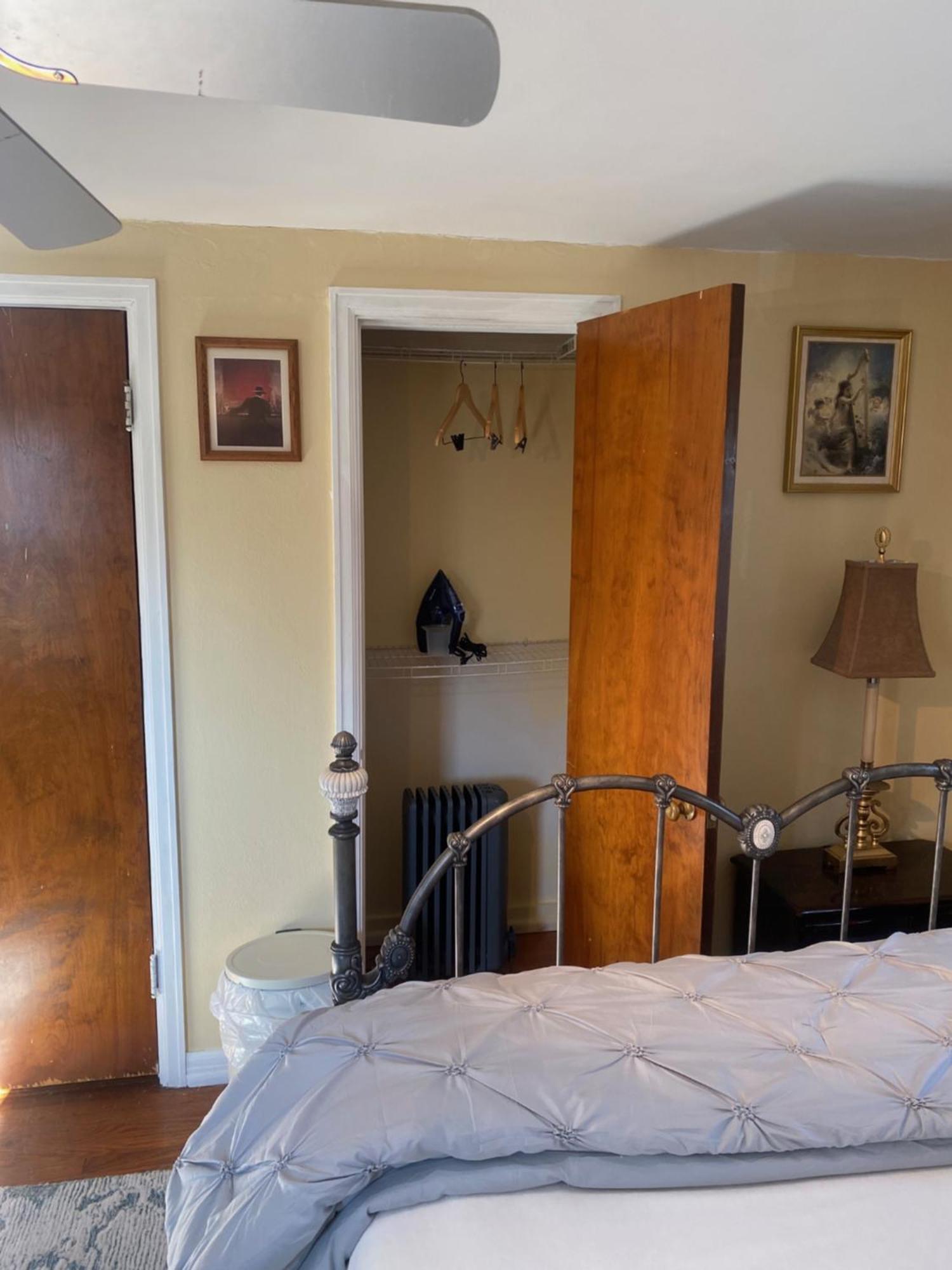 Cozy Room Near Airport & Highway 세인트루이스 객실 사진